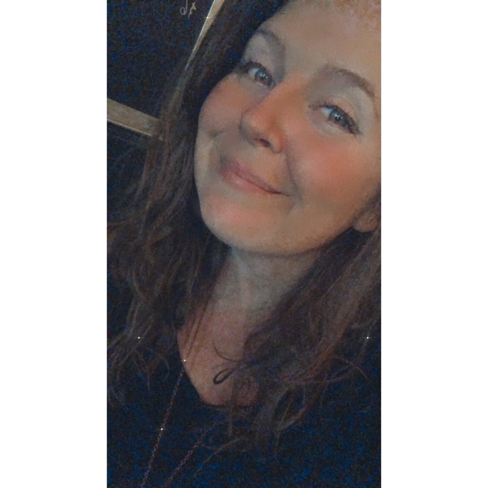 Meet your Posher, Hannah